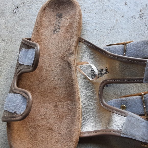 Michael Michael Kors Double Straps w/ Velcro Slide Sandals Size 3 Kids - Picture 5 of 6